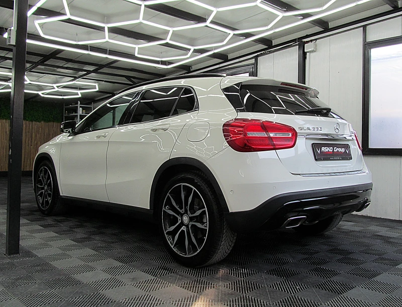 Mercedes-Benz GLA 220 ECO STAR STOP/PODGREV/GERMANY/ СОБСТВЕН ЛИЗИНГ, снимка 4 - Автомобили и джипове - 51667185