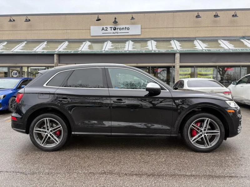 Audi SQ5 TFSI* quattro* Technik* АвтоКредит* (ЦЕНА ДО БГ), снимка 3 - Автомобили и джипове - 53000370