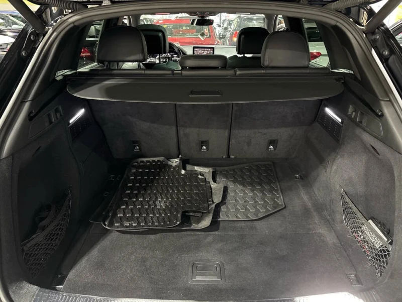 Audi SQ5 TFSI* quattro* Technik* АвтоКредит* (ЦЕНА ДО БГ), снимка 12 - Автомобили и джипове - 53000370