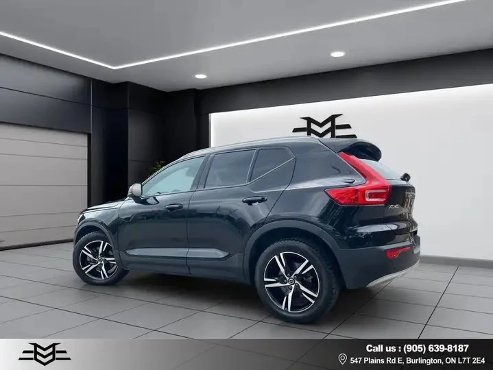 Volvo XC40 Automatic, снимка 12 - Автомобили и джипове - 56004403