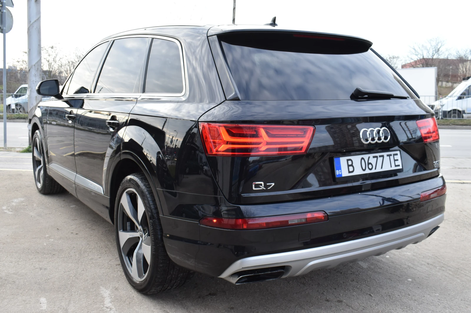 Audi Q7 3.0Т* 333H.P* SPORT-LINE* CAMERA* PANORAMA - изображение 4