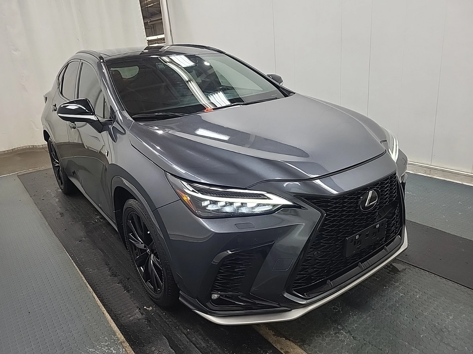 Lexus NX 350 | ЧЕРВЕН САЛОН | ОБДУХВАНЕ | CARFAX |  - изображение 3