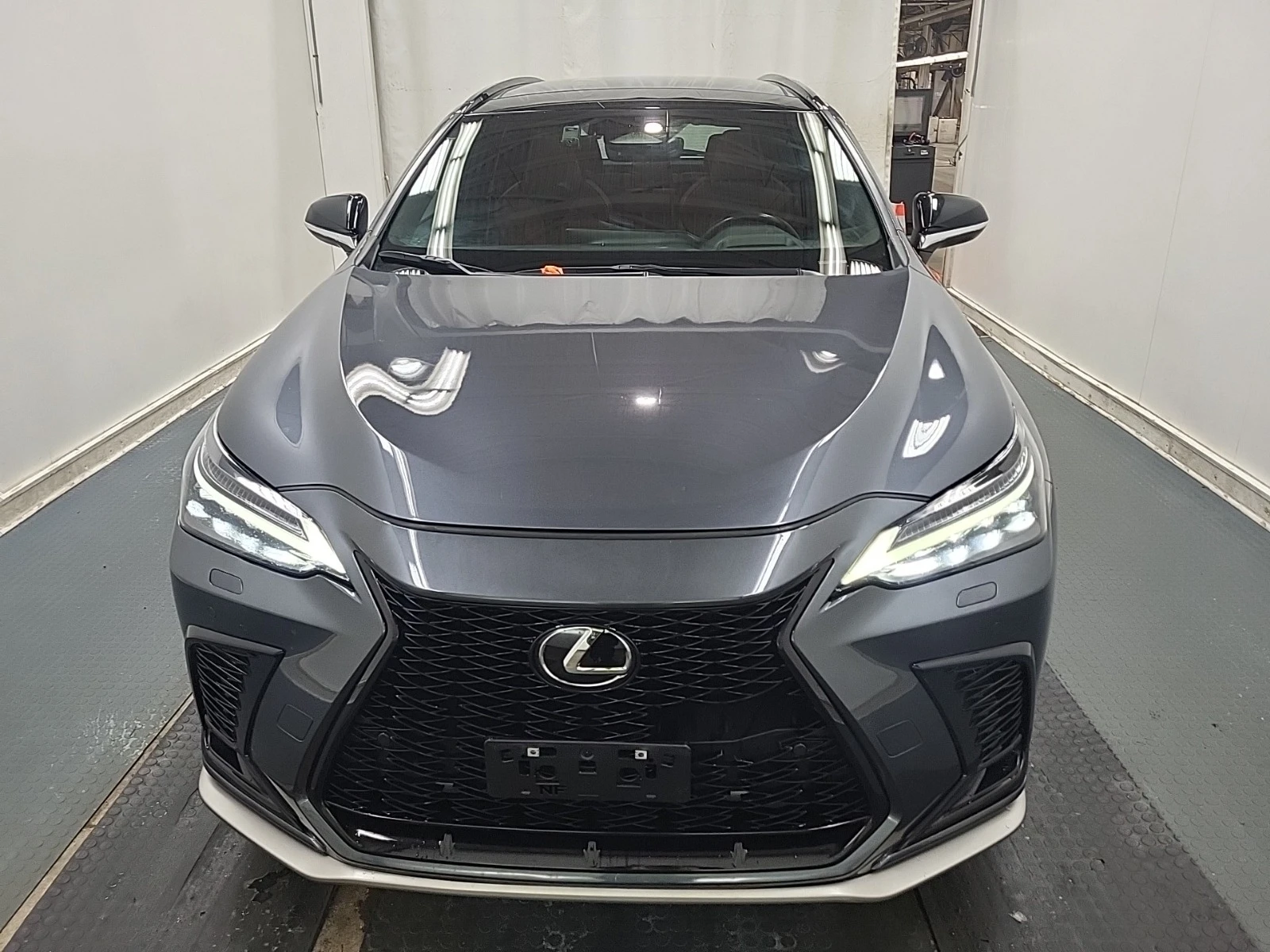 Lexus NX 350 | ЧЕРВЕН САЛОН | ОБДУХВАНЕ | CARFAX |  - изображение 2