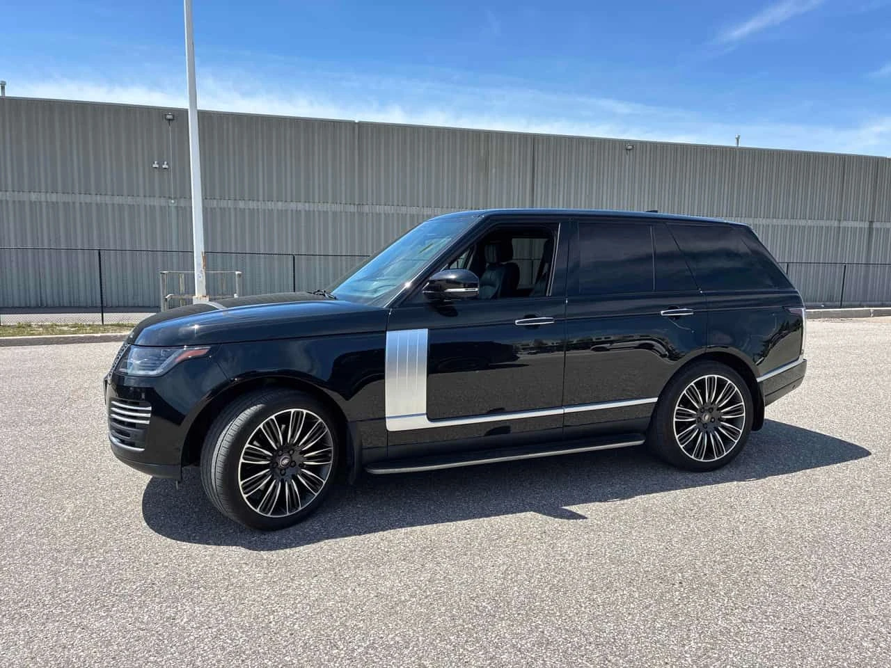 Land Rover Range rover | Autobiography | ПОДГРЕВ | ОБДХУВАНЕ | ПАНОРАМА |, снимка 2 - Автомобили и джипове - 54529426