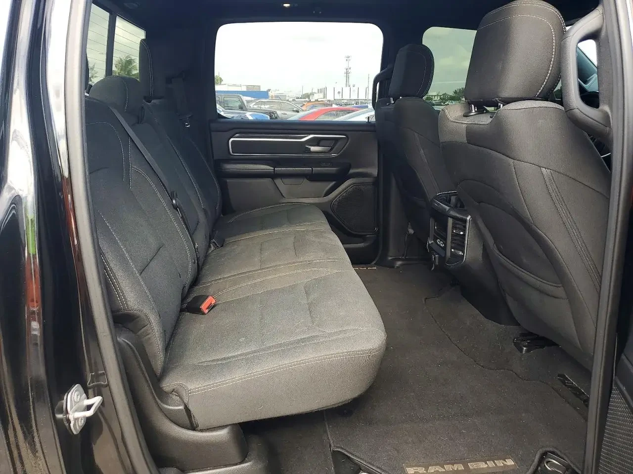 Dodge RAM 1500 BIG HORN, снимка 9 - Автомобили и джипове - 54603072