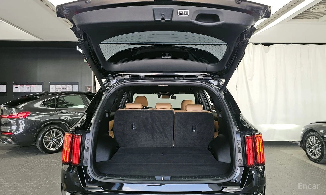 Kia Sorento NOBLESSE* 2.2D* DRIVE-ASSIST* 360CAM* DIGITAL* , снимка 13 - Автомобили и джипове - 54760650