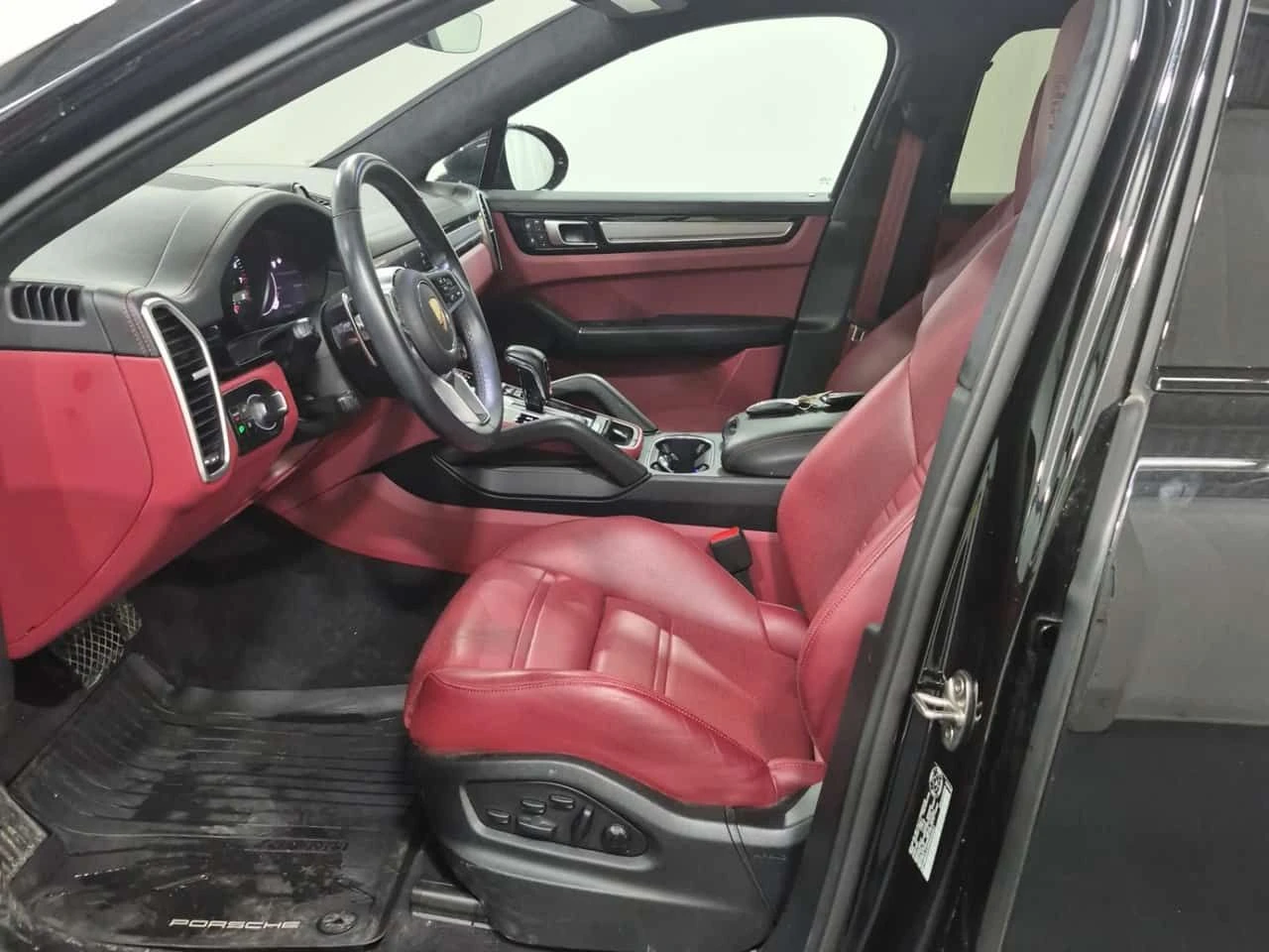 Porsche Cayenne COUPE * AWD * CARFAX * Без инциденти * , снимка 8 - Автомобили и джипове - 54878233