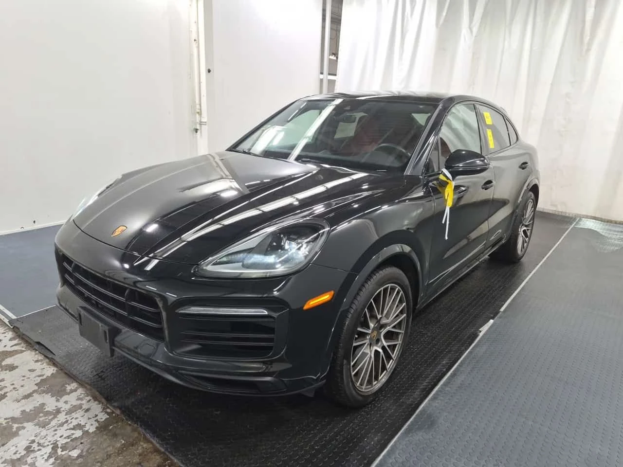 Porsche Cayenne COUPE * AWD * CARFAX * Без инциденти * , снимка 2 - Автомобили и джипове - 54878233