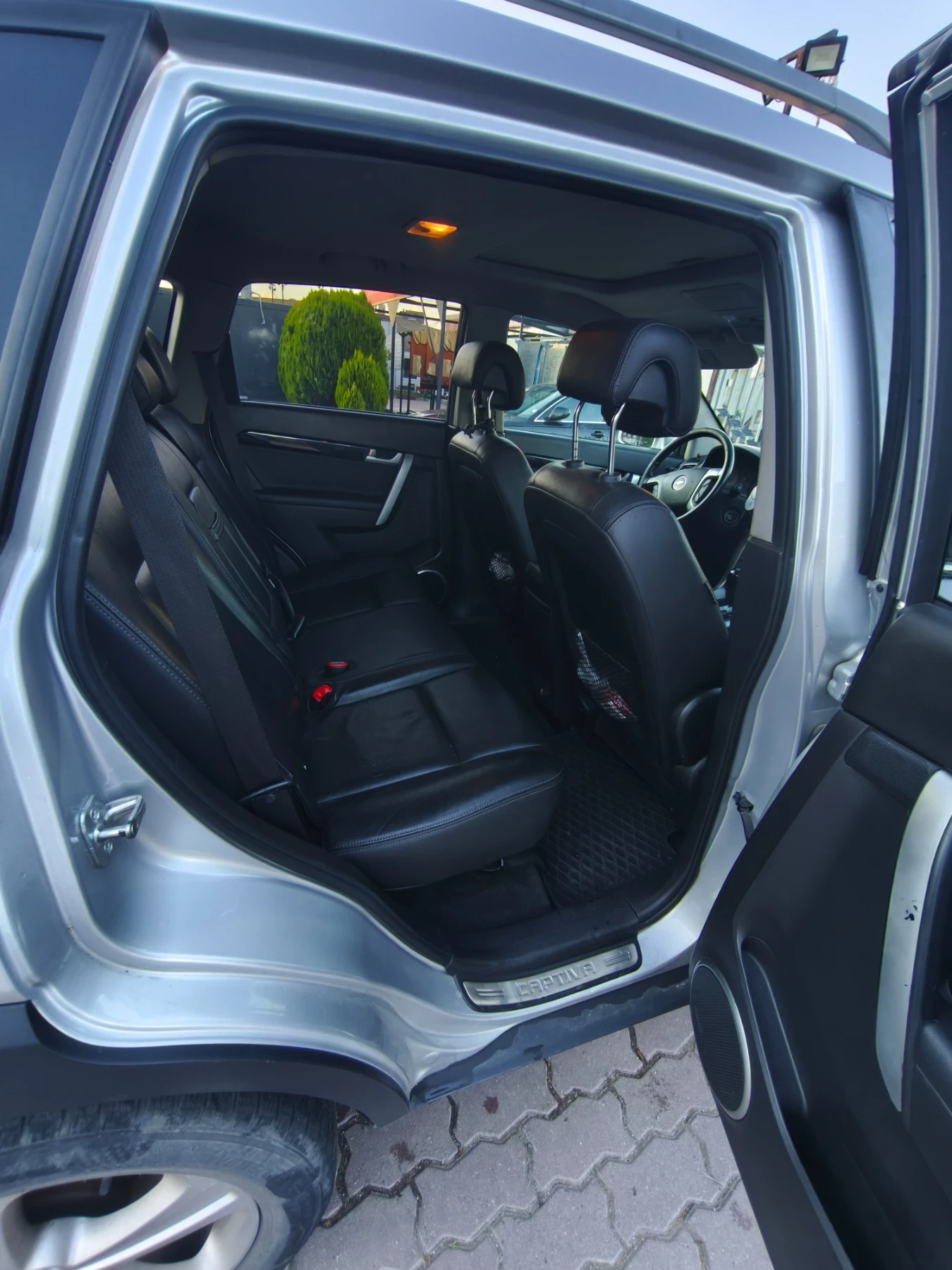 Chevrolet Captiva, снимка 11 - Автомобили и джипове - 54962621