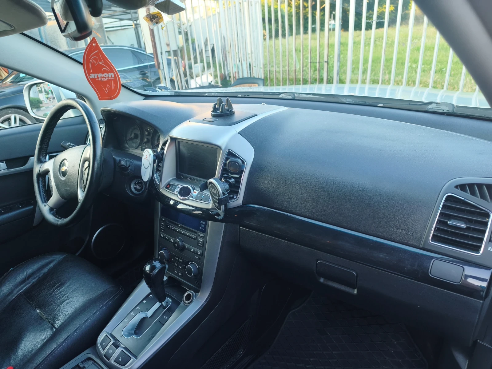 Chevrolet Captiva, снимка 9 - Автомобили и джипове - 54962621