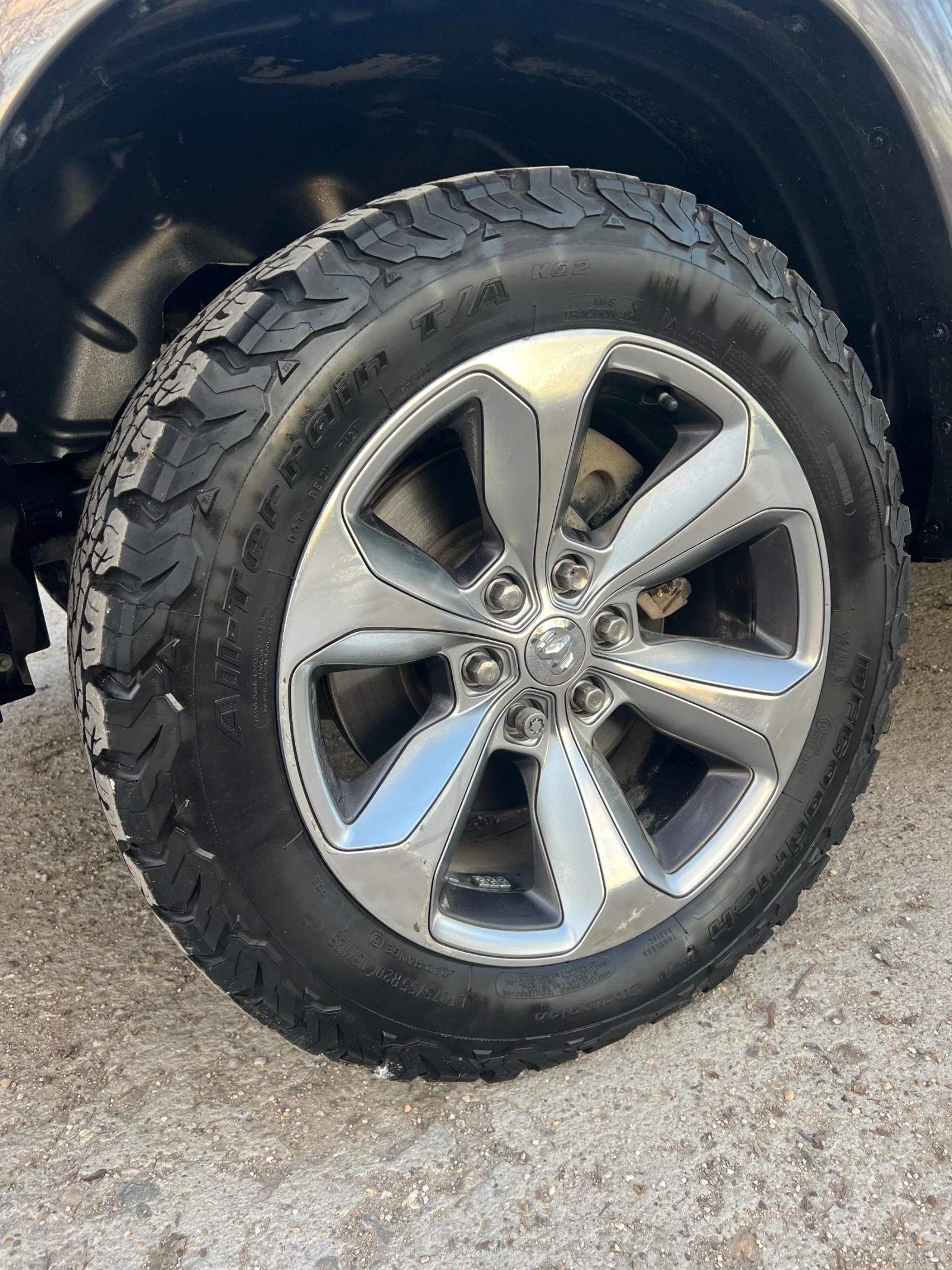 Dodge RAM 1500 LIMITED, снимка 10 - Автомобили и джипове - 55362614