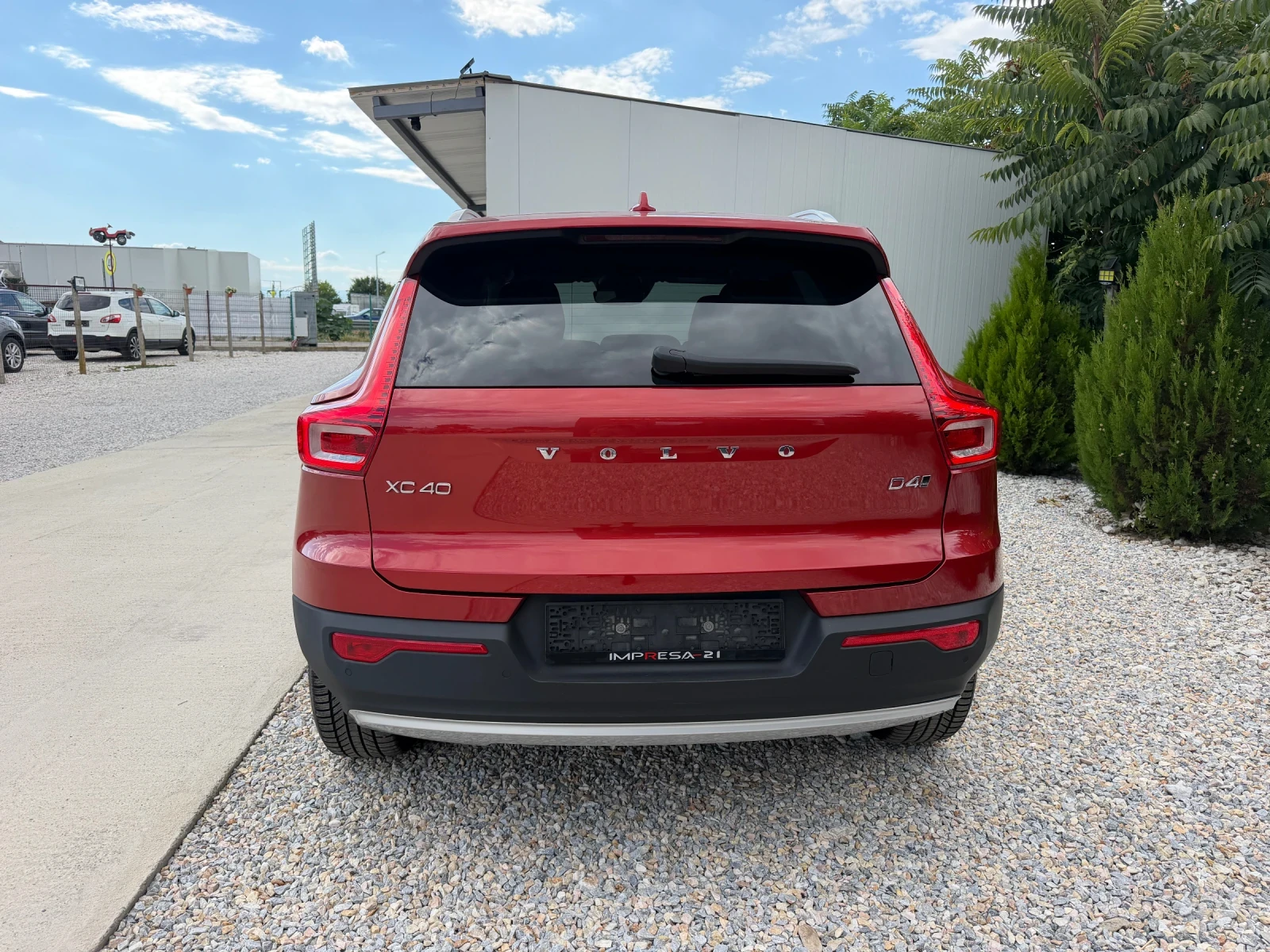 Volvo XC40 2.0d 190kc. 4x4, снимка 6 - Автомобили и джипове - 56108468