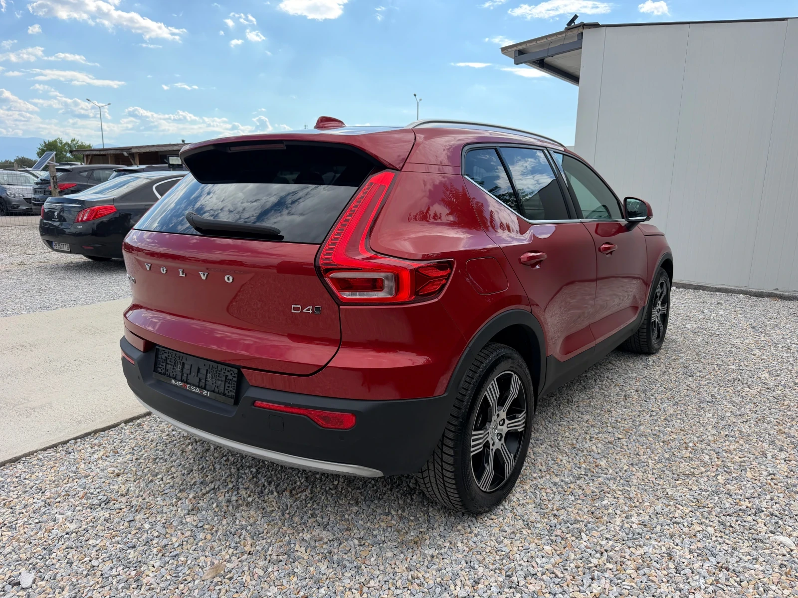 Volvo XC40 2.0d 190kc. 4x4, снимка 4 - Автомобили и джипове - 56108468