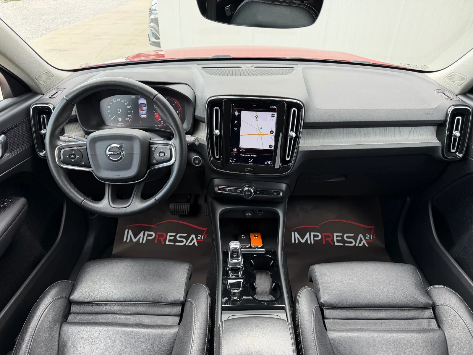 Volvo XC40 2.0d 190kc. 4x4, снимка 11 - Автомобили и джипове - 56108468