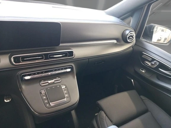 Mercedes-Benz V 300 d 4Matic Long = AMG Line = Гаранция - изображение 10