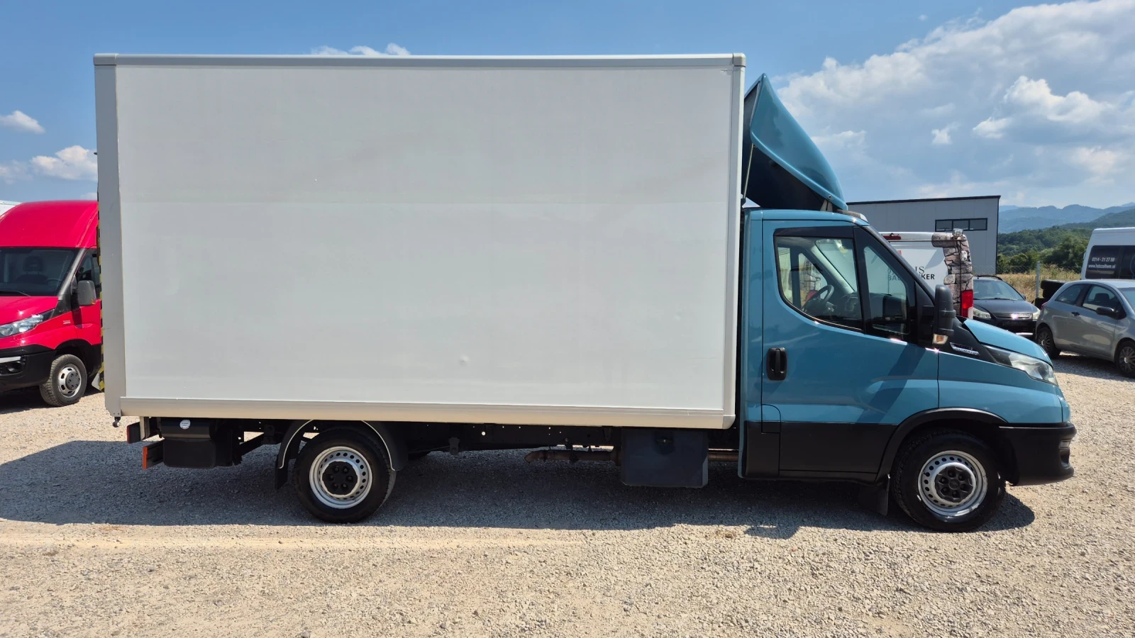 Iveco Daily 35s18* HI-MATIC* БОРД* КЛИМА* ШВЕЙЦАРИЯ* , снимка 4 - Бусове и автобуси - 55559776