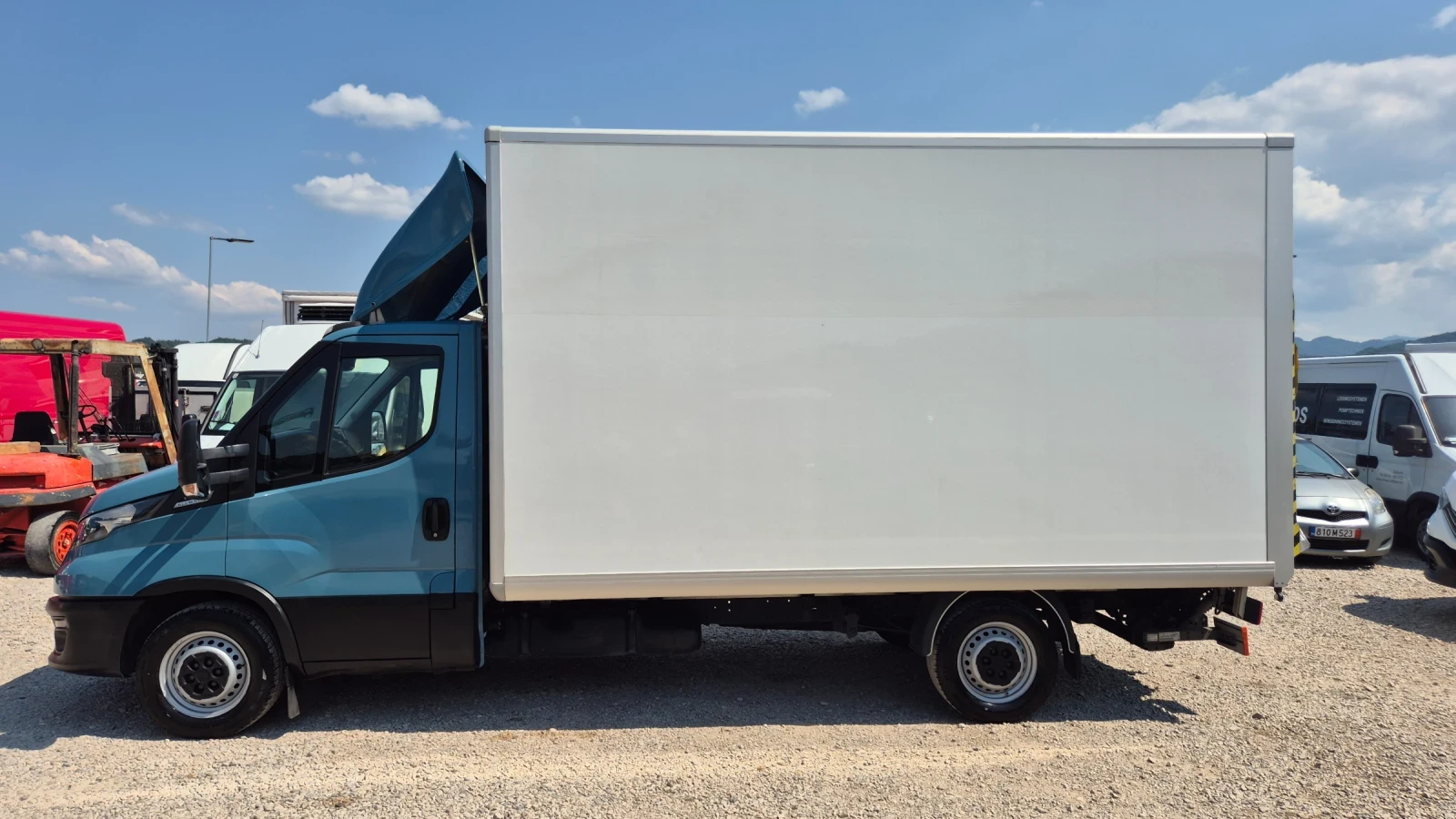 Iveco Daily 35s18* HI-MATIC* БОРД* КЛИМА* ШВЕЙЦАРИЯ* , снимка 5 - Бусове и автобуси - 55559776