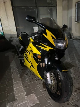  Honda Cbr