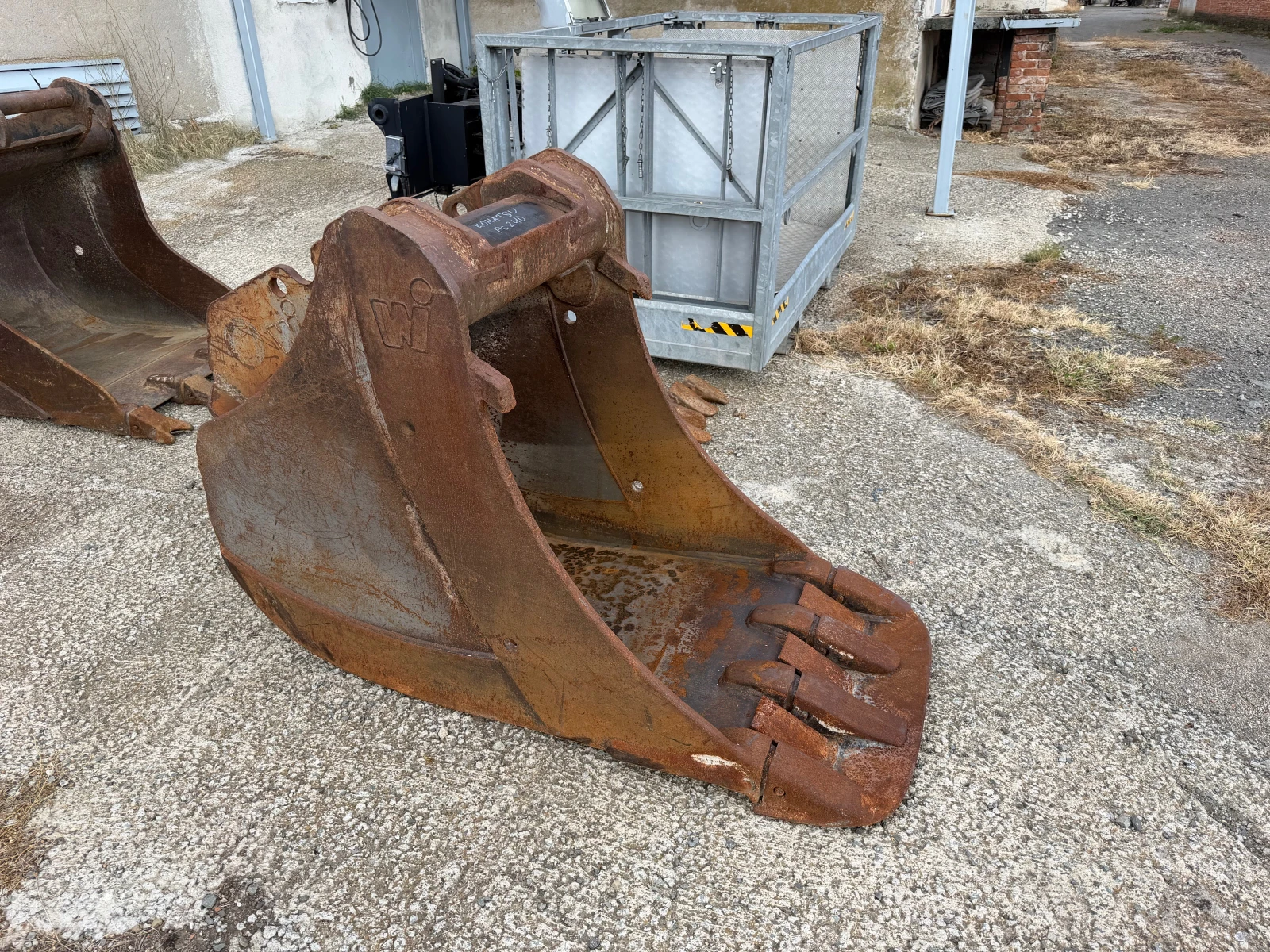 ����� Komatsu PC 240 NLC-11 ��� ���� ������ | Mobile.bg � ����������� 17