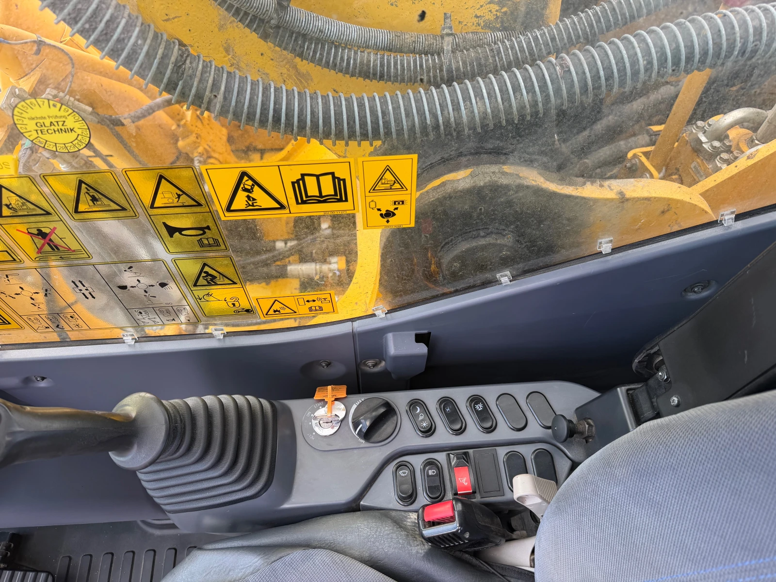 ����� Komatsu PC 240 NLC-11 ��� ���� ������ | Mobile.bg � ����������� 12