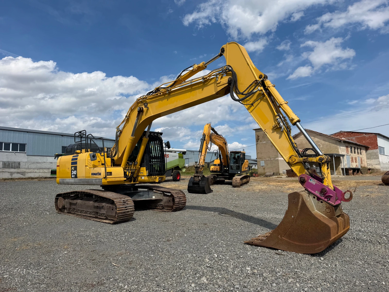 Багер Komatsu PC 240 NLC-11 ДВЕ КОФИ ЛИЗИНГ