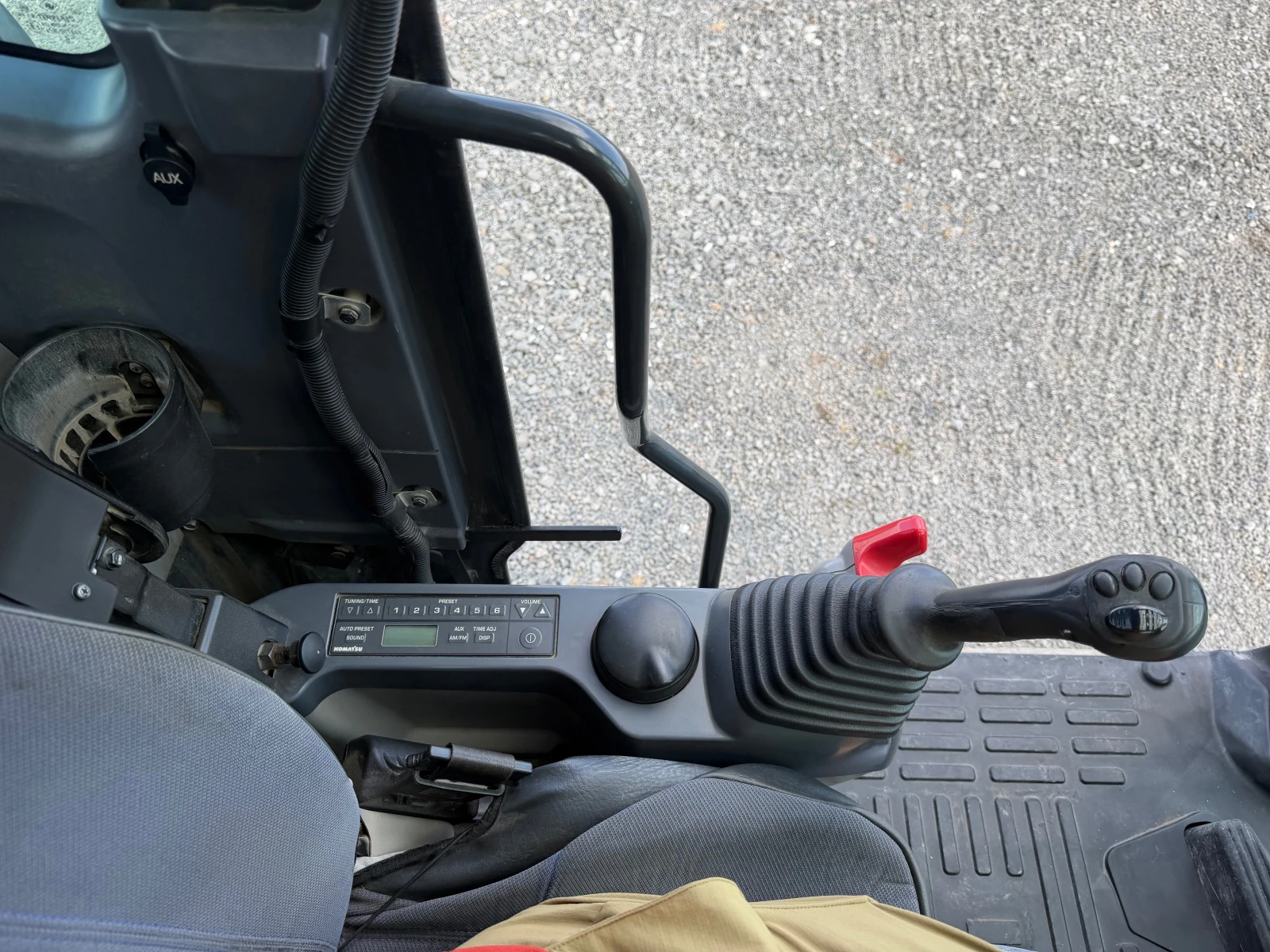 ����� Komatsu PC 240 NLC-11 ��� ���� ������ | Mobile.bg � ����������� 13