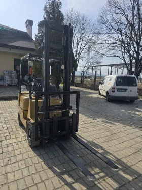 Мотокар Mitsubishi Бензин, 1.5 тон, вдига 4 м, снимка 2