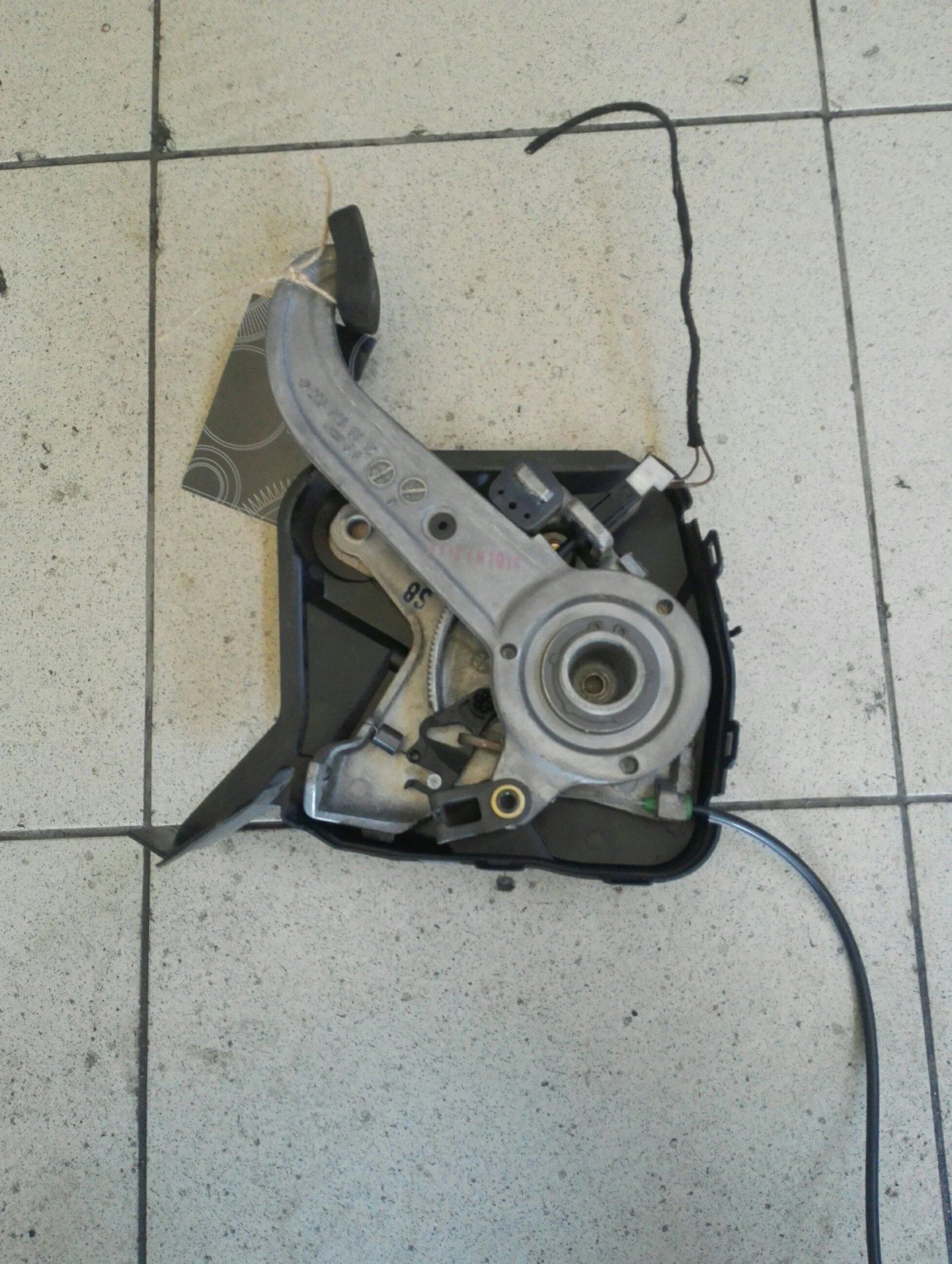     270  w203 | Mobile.bg   1