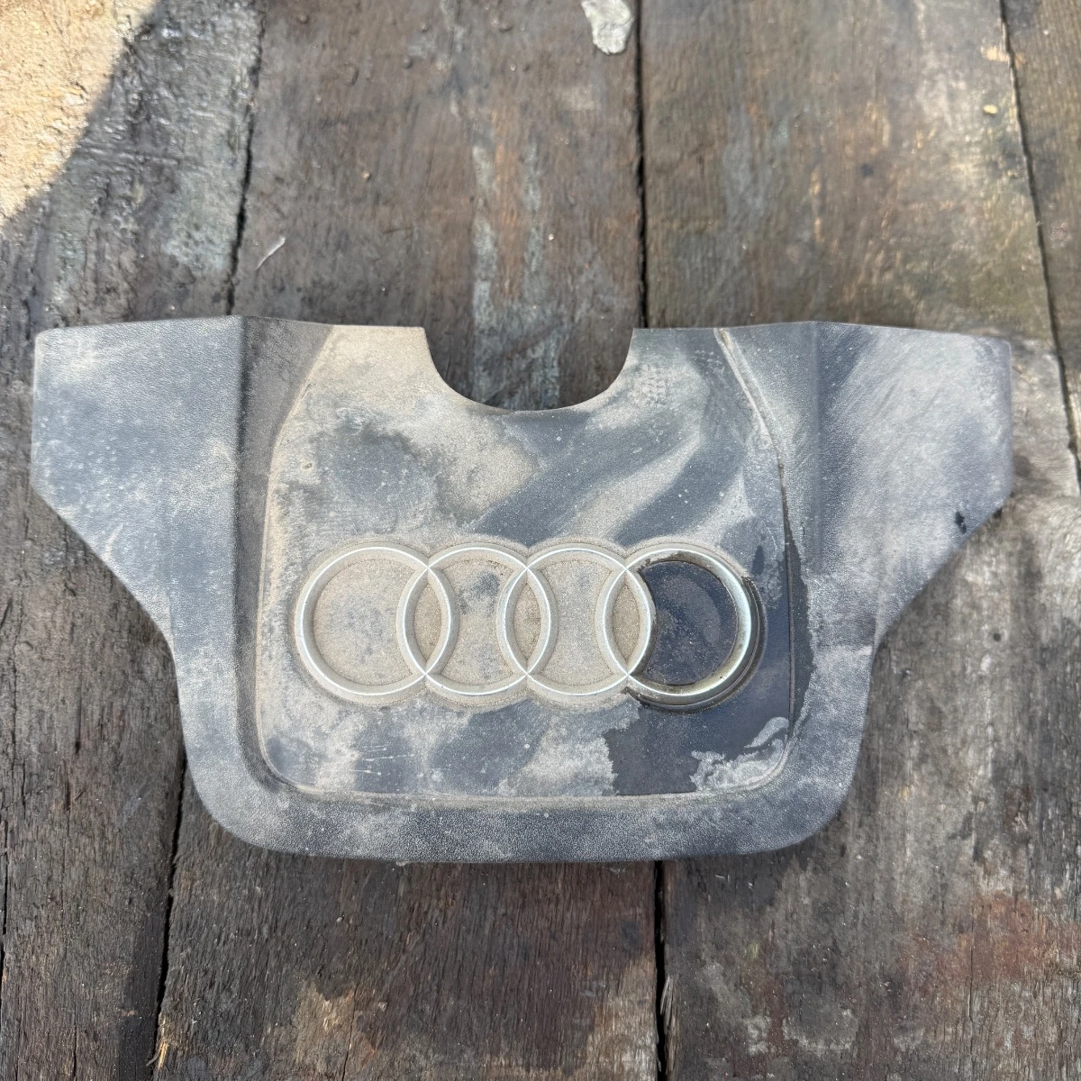 Заден декоративен капак за двигател за Audi A7 06E103926N-476