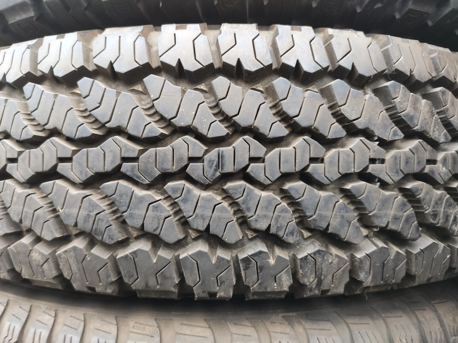  205/80R16 | Mobile.bg   2