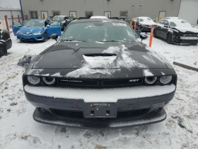 Dodge Challenger SRT 392 1