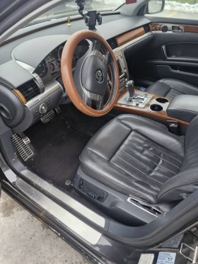 VW Phaeton - 10000 € / 19558.30 лв. - 82524577 10