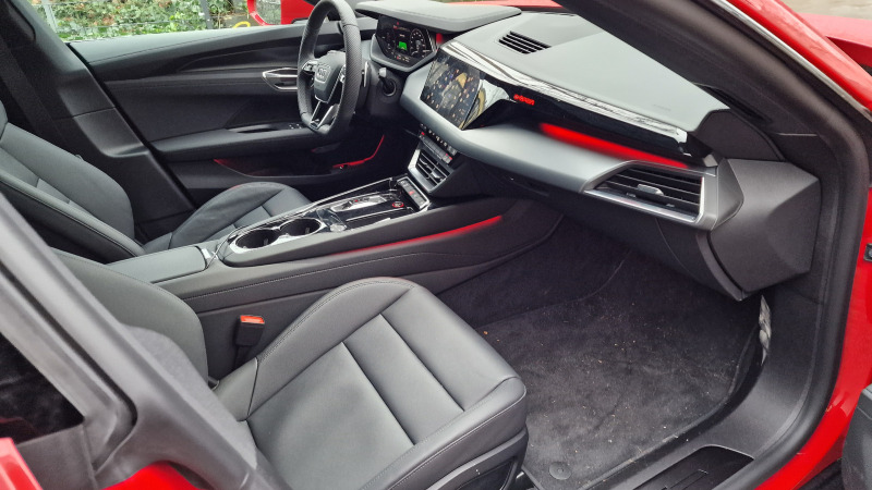 Audi E-Tron GT 14.12.2023 476HP 93.4kWh 4x4 5г. ГАРАНЦИЯ, снимка 16 - Автомобили и джипове - 44175300