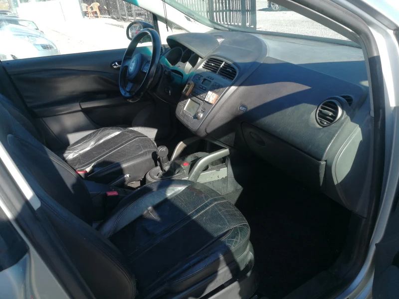 Seat Altea TDI  140k.с., снимка 13 - Автомобили и джипове - 47347562