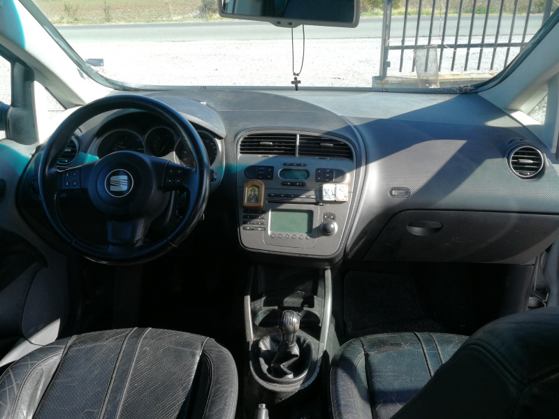 Seat Altea TDI  140k.с., снимка 12 - Автомобили и джипове - 46104407