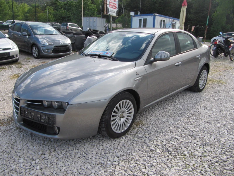 Alfa Romeo 159, снимка 3 - Автомобили и джипове - 45436154