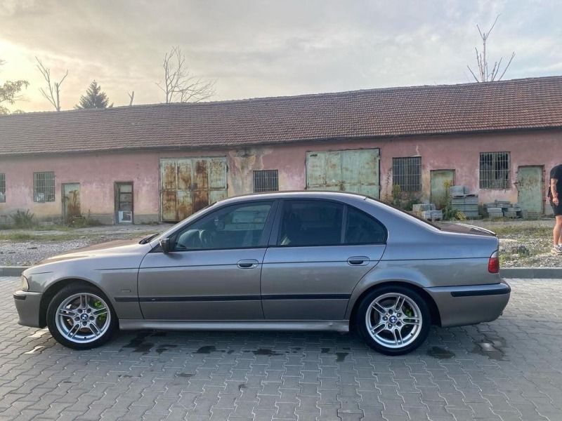 BMW 530, снимка 1 - Автомобили и джипове - 46323849