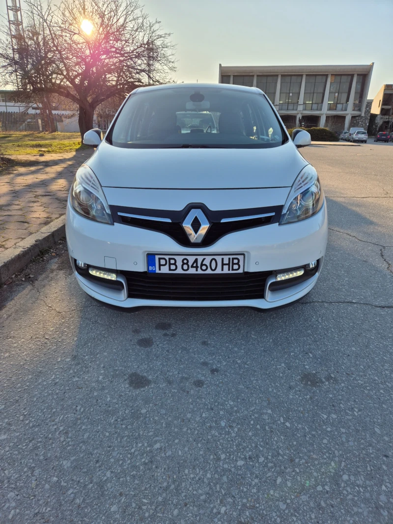 Renault Grand scenic 1.5dCi 5 местен, снимка 1 - Автомобили и джипове - 49286895