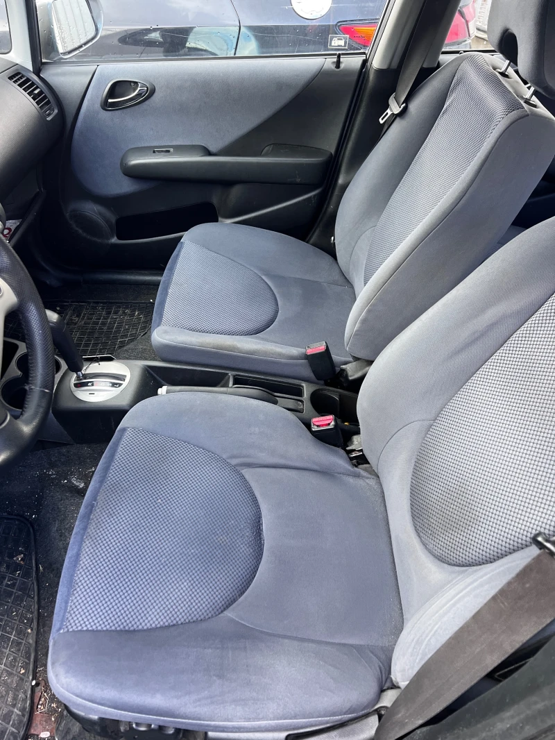 Honda Jazz AVTOMAT, снимка 5 - Автомобили и джипове - 52517477