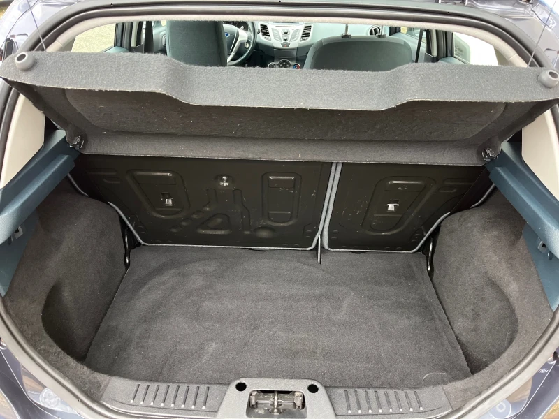 Ford Fiesta 1.4.* 96кс* БЕНЗИН-ГАЗ, снимка 16 - Автомобили и джипове - 52620573