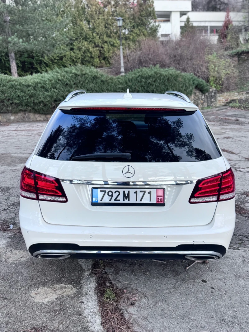 Mercedes-Benz E 250 AMG/4M/Швейцария, снимка 10 - Автомобили и джипове - 52758296