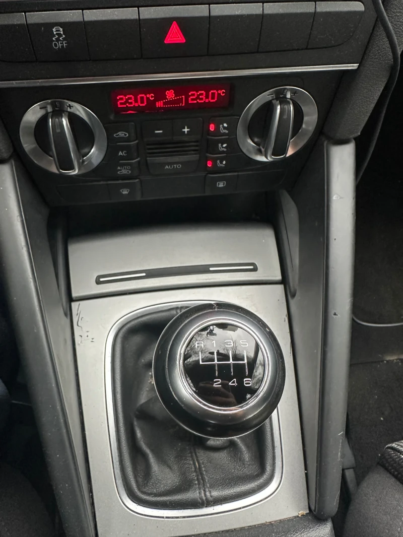 Audi A3 Sportback , снимка 8 - Автомобили и джипове - 53051064