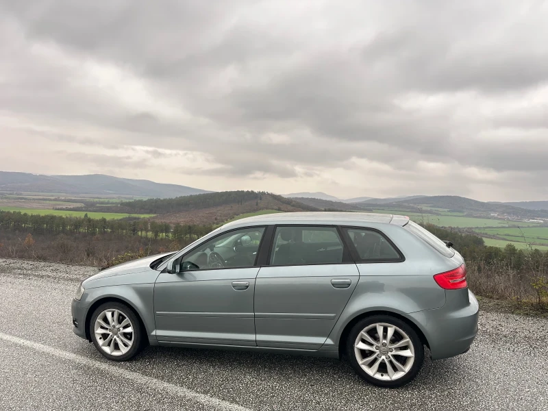 Audi A3 Sportback , снимка 2 - Автомобили и джипове - 53051064