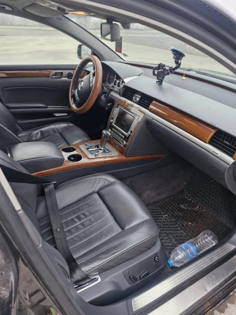 VW Phaeton, снимка 9 - Автомобили и джипове - 53214144