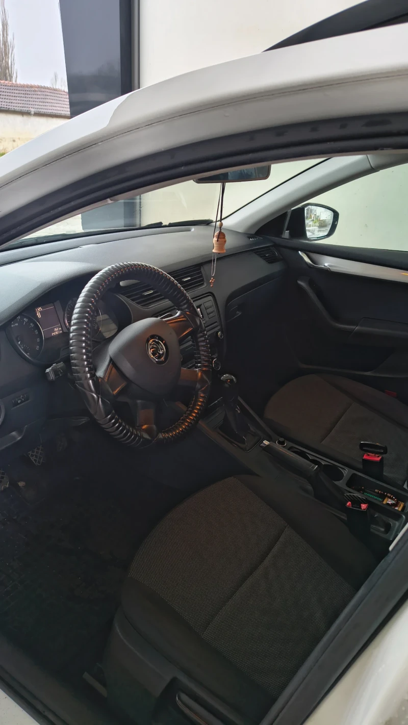 Skoda Octavia, снимка 3 - Автомобили и джипове - 53338546