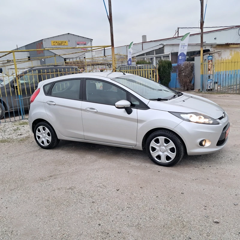 Ford Fiesta 1.25I, снимка 5 - Автомобили и джипове - 53344314
