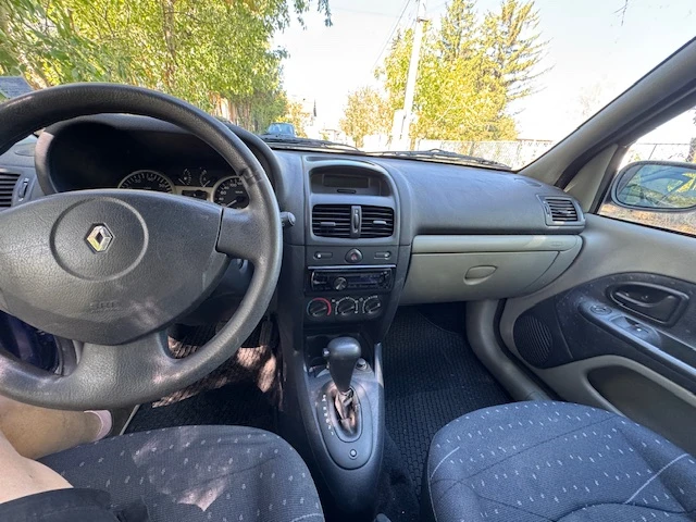 Renault Clio  - изображение 6
