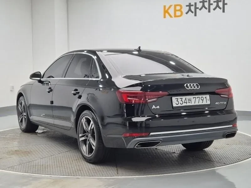 Audi A4  (B9) 40 Tfsi Premium, снимка 2 - Автомобили и джипове - 56358456