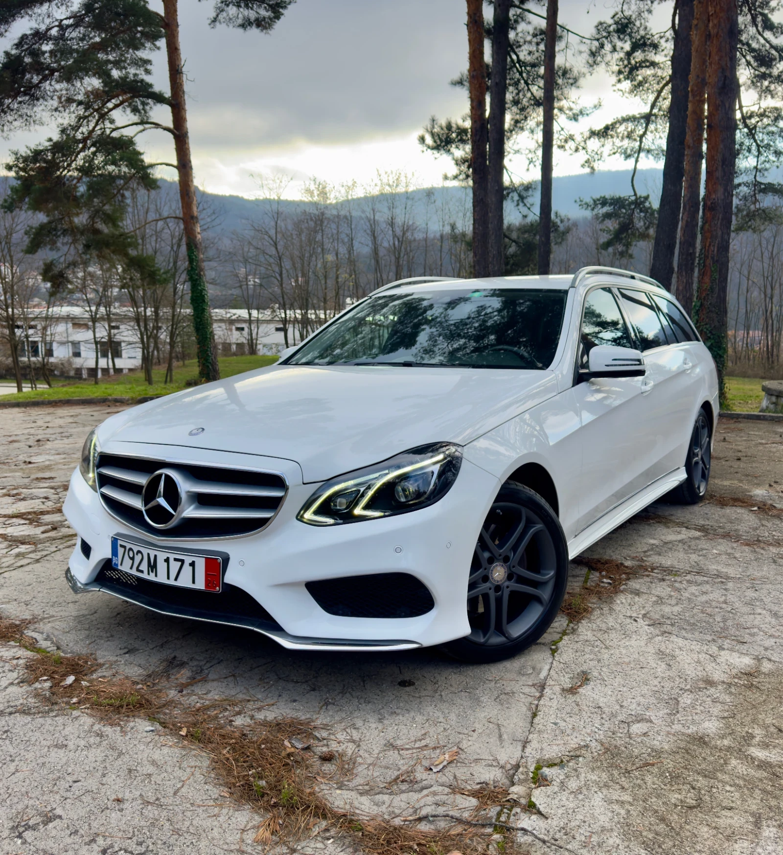 Mercedes-Benz E 250 AMG/4M/Швейцария, снимка 1