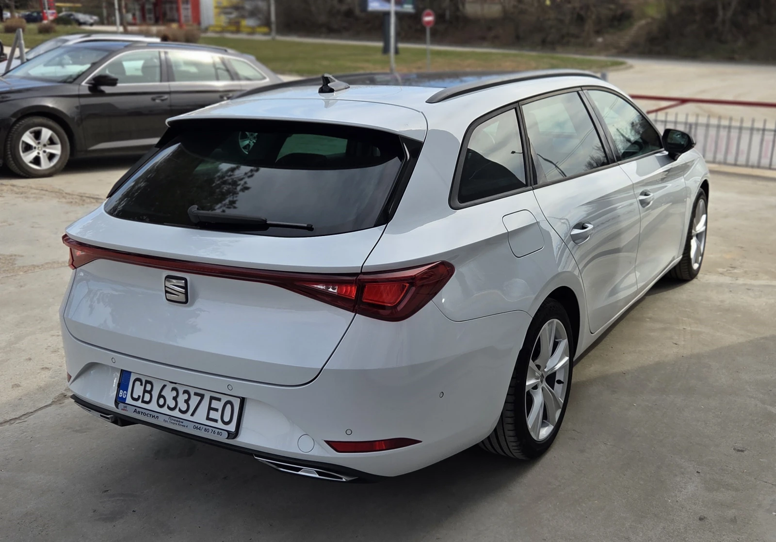 Seat Leon FR 2.0 TDI 7DSG - изображение 3